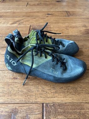 Five Ten 5.10 Rogue Lace Up Rock Climbing Shoes Gray Black Green Womens Size 9